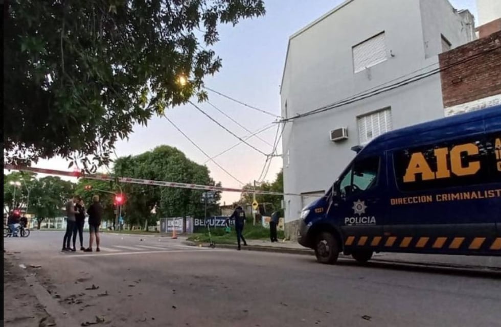 Matan a un joven de un balazo en la cabeza en un taller mecánico del noroeste de Rosario