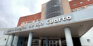 El joven está internado en el Hospital San Antonio de Padua. (Tomy Fragueiro)