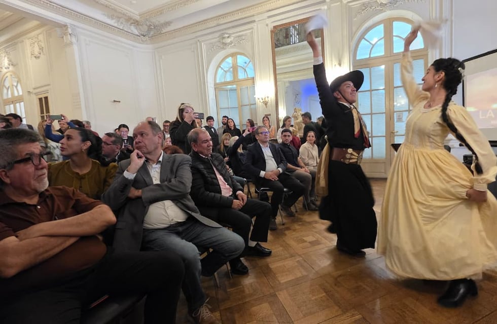 Monteros celebra 33 años del Encuentro Nacional de Poetas y Cantautores