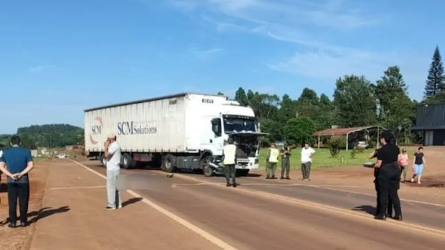 Murió un hombre de 83 años tras un choque entre un camión y un cuatriciclo en San Vicente.