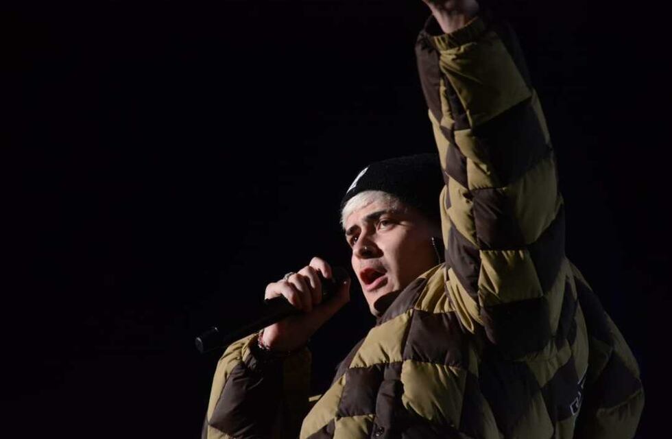 Lit Killah brindó un show ante 250.000 personas en la Fiesta de la Confluencia 2022