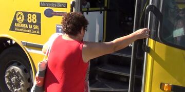 Mil personas piden que se restituya el antiguo recorrido de la línea 35/9 en Pérez