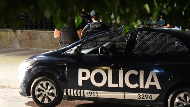 Robo en Mendoza: delincuentes ataron a un hombre con alambre y le robaron 30 mil dólares más 5 mil euros (imagen ilustrativa)