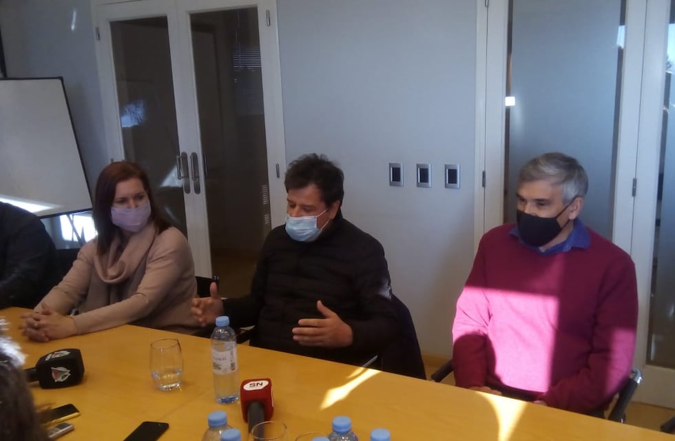 El precandidato de la UCR Facundo Manes estuvo en Tres Arroyos