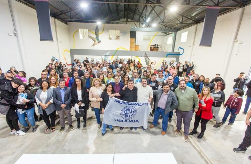 Ushuaia: familias nucleadas en sindicatos recibieron 49 decretos de preadjudicación de tierras