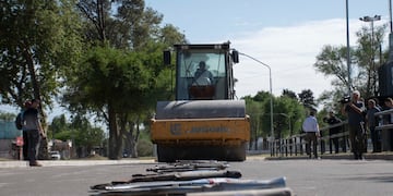 Río Cuarto. Destruyeron caños de escape de motos adulterados (Gentileza).