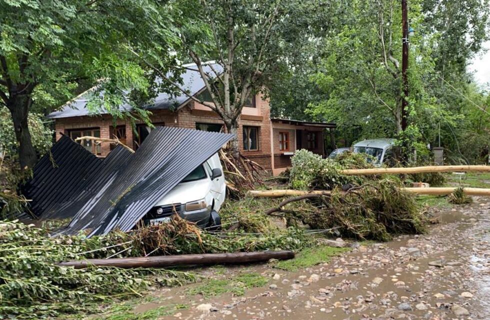 Comenzó la entrega de subsidios para familias de Villa Giardino damnificadas por el temporal de enero