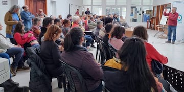 Se realizó el primer taller de producción de fruta fina