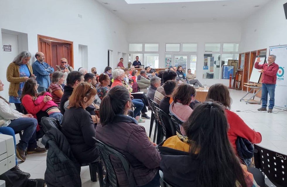 Se realizó el primer taller de producción de fruta fina