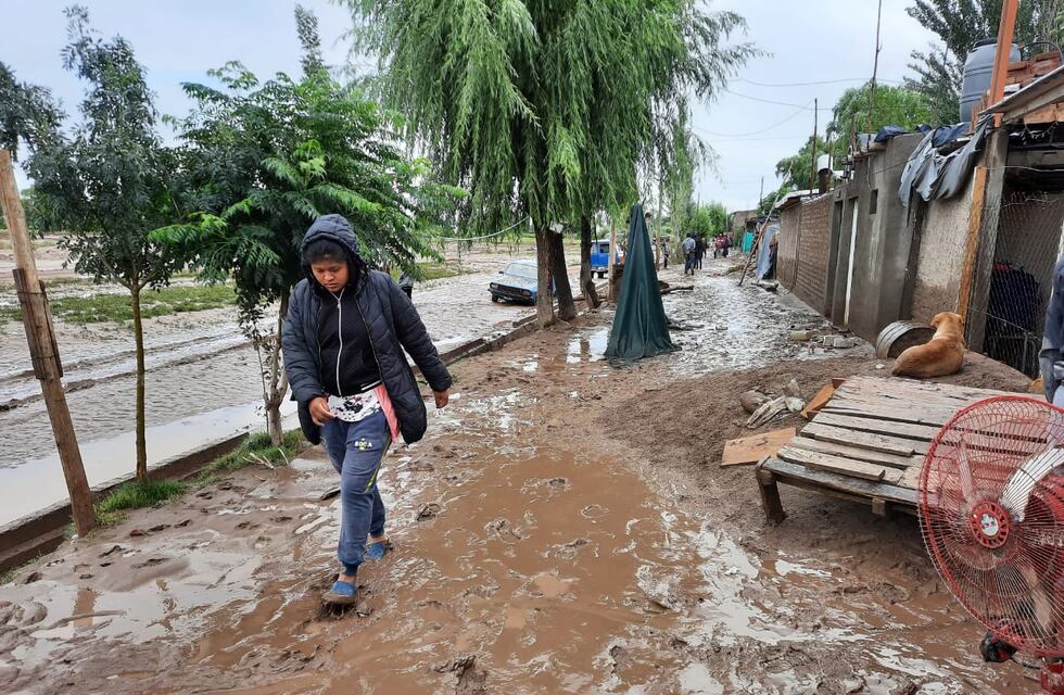 Familias de Luján de Cuyo fueron evacuadas por las intensas tormentas