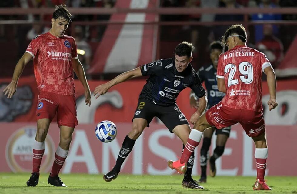 ¡Qué buen debut, Bicho! Argentinos Juniors le ganó 1-0 a Independiente del Valle por la primera fecha de la Copa Libertadores