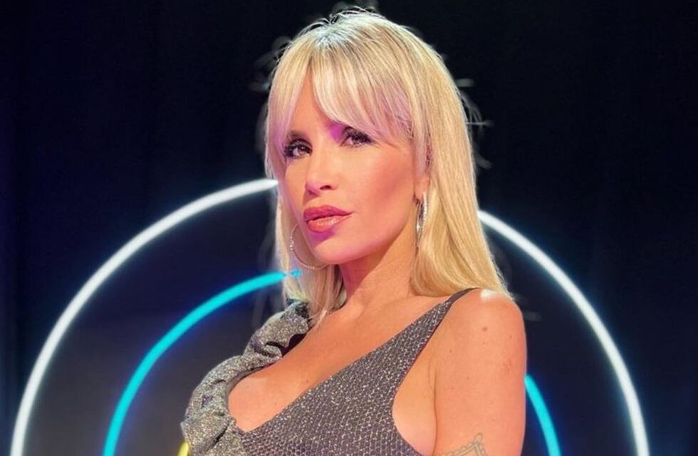 A días de haberse casado, Flor Peña subió la temperatura con una microbikini animal print