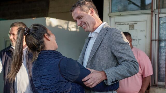 Enrique Cresto reasumió al frente de la Municipalidad de Concordia