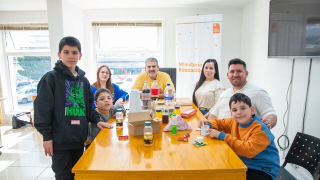 Pablo Silva recibió a docentes de la Campaña Antártica 2023