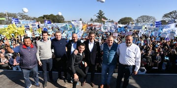 Más de 65 mil militantes acompañaron a Massa, Manzur y Jaldo