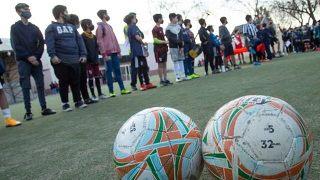 Se oficializó el lanzamiento de la "Liga Deportiva Municipal de Futsal" en el Gimnasio N°2, organizado por la Municipalidad de la Ciudad de Mendoza.