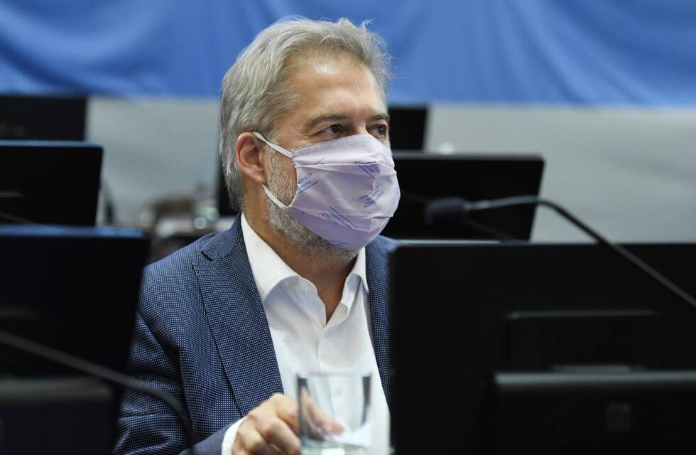 Roberto Mirabella rechazó las críticas de Agustín Rossi hacia Omar Perotti