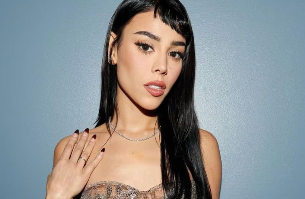 Danna Paola hizo “complot” para hostigar a una mujer por no vender su usuario de Twitter