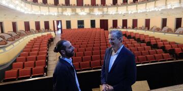 Renovaron las butacas del Teatro 3 de Febrero.