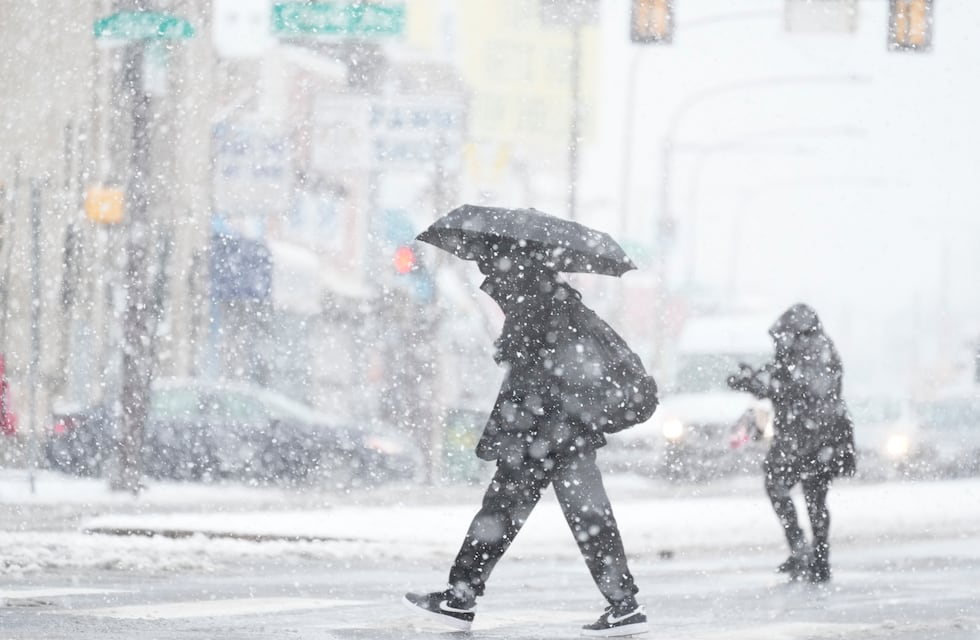 Rige alerta amarilla y naranja por tormentas fuertes en algunas provincias de Argentina: a cuáles abarca