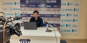 "En el segundo tiempo fuimos el Talleres que conocemos", destacó el DT Albiazul.