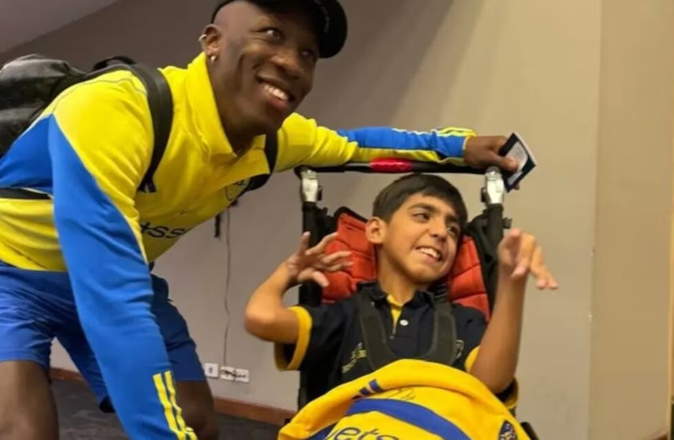 El hincha cordobés que conmovió al plantel de Boca: tiene 11 años y padece parálisis cerebral
