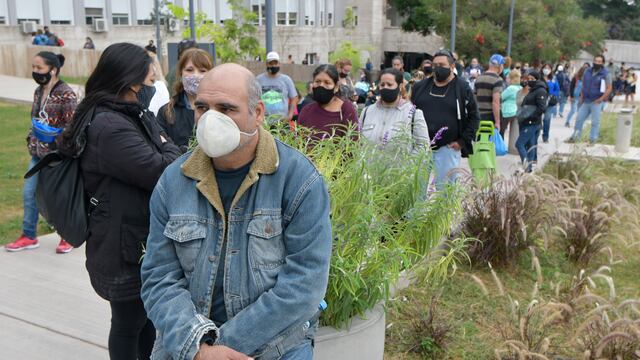 El Gobierno informó que hasta la fecha se registraron en Mendoza 74.506 casos positivos de coronavirus. Orlando Pelichotti / Los Andes