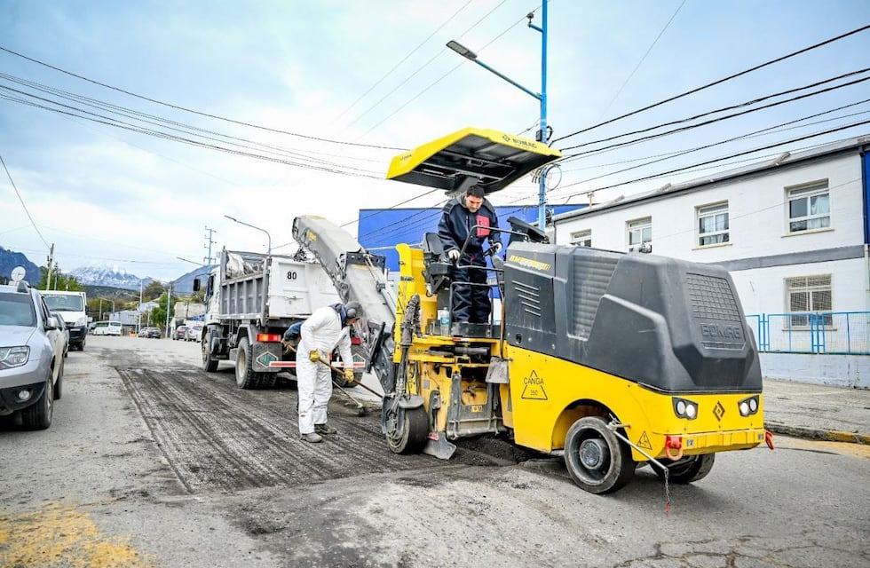 Más obras de repavimentación en Ushuaia