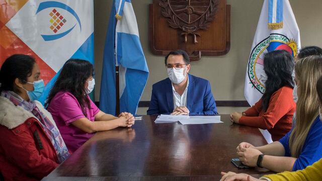 "Quiero agradecerles todo lo que hicieron en este año de intensa tarea", les dijo el presidente del Concejo Deliberante de San Salvador de Jujuy al equipo del VacuMóvil.