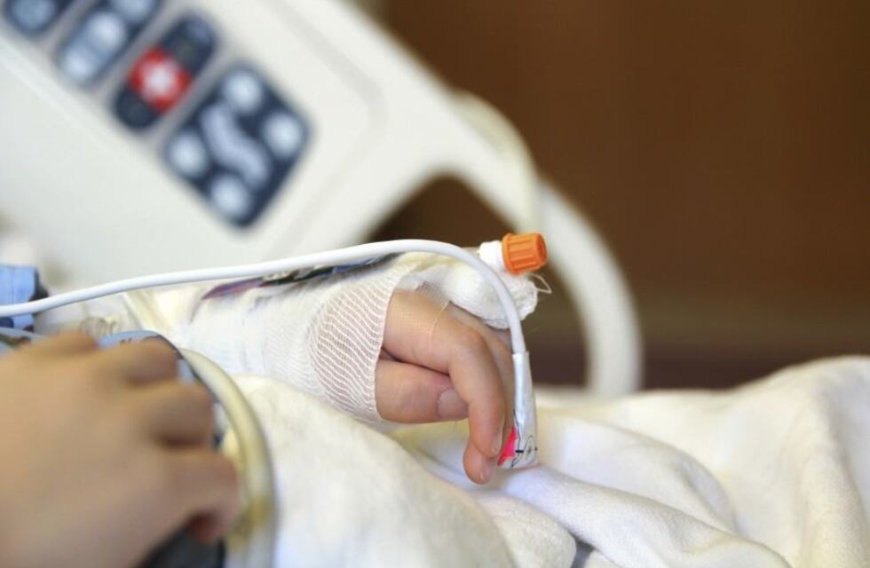 Una nena tenía dolores de panza, los médicos la mandaron a la casa y terminó muriendo por una peritonitis