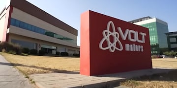 Volt Motors vuelve al mercado de Córdoba con su auto eléctrico.