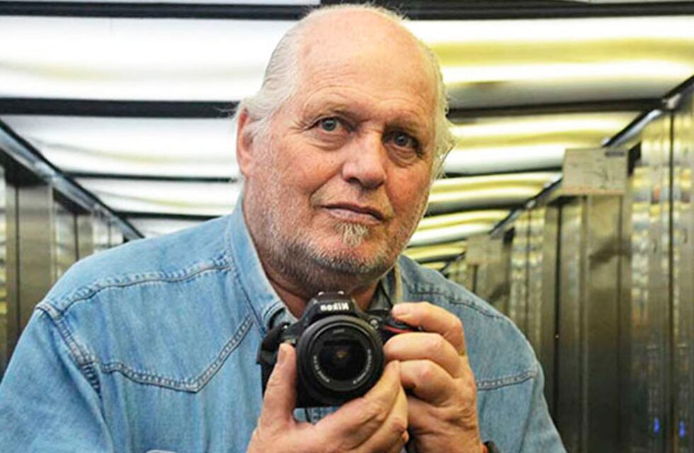 Murió por coronavirus Juan Carlos Evangelista, histórico fotógrafo de la Cámara de   Diputados
