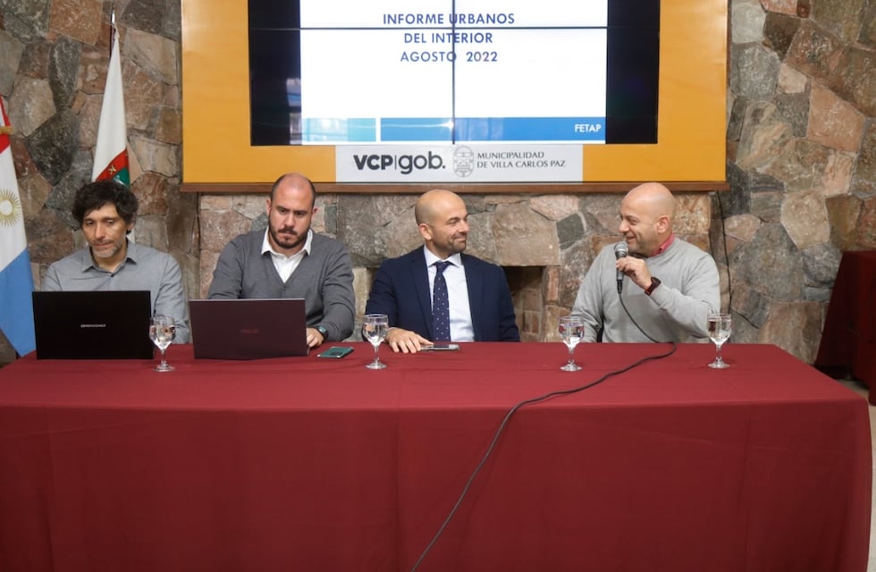 Carlos Paz: intendentes participaron de una reunión sobre la situación del transporte provincial y plantearon la equidad nacional en los fondos