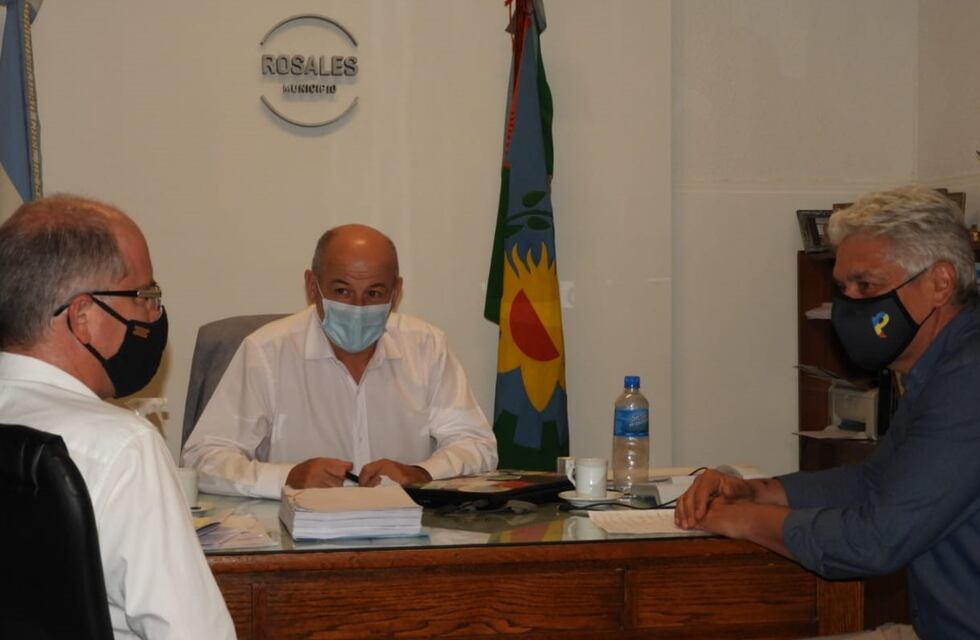 Paro de municipales: respaldo de Intendentes de la región a Uset