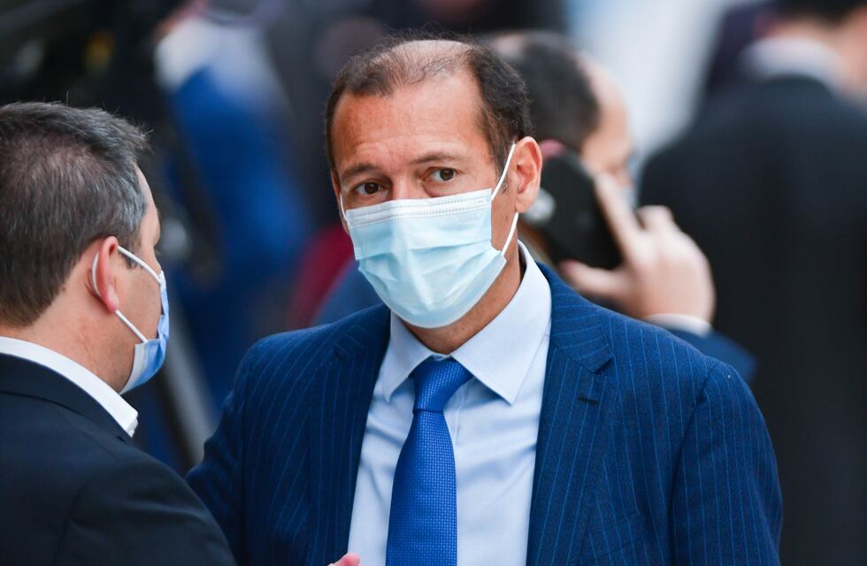 Cuáles son las medidas que rigen en Neuquén sobre el uso del tapabocas y qué dijo Omar Gutiérrez al respecto