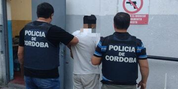 Detenido. El hombre fue interceptado en Carlos Paz. (Policía de Córdoba)