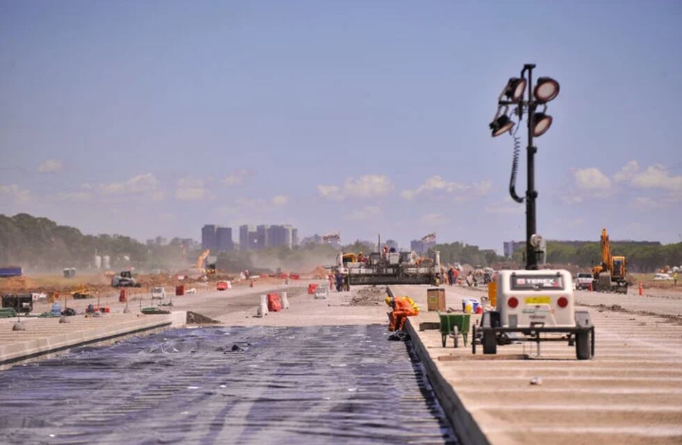 El Aeroparque Jorge Newbery recuperó su pista y se estima que el 15 de marzo volverá a estar operativo