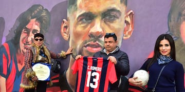 Inauguración del mural del Cuti Cristian Romero y leyendas del club San Lorenzo de Córdoba.