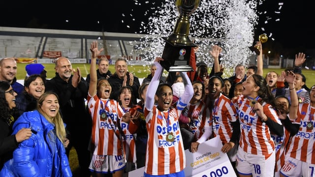 Unión de Santa Fe se consagró bicampeón de la Copa Santa Fe, en su versión femenina