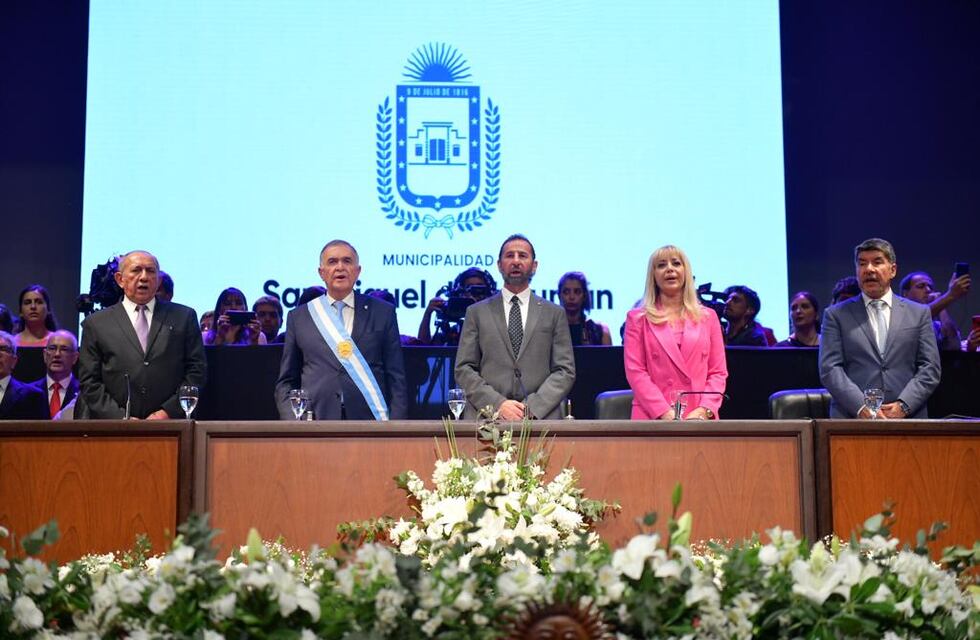 Rossana Chahla juró como intendenta de San Miguel de Tucumán