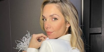 Julieta Nair Calvo y su look otoñal