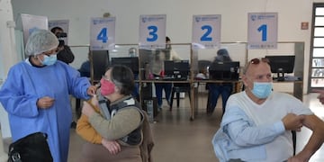 Inició la campaña de vacunación antigripal en Cosquín. (Foto: Facebook / Municipalidad de Cosquín Oficial).