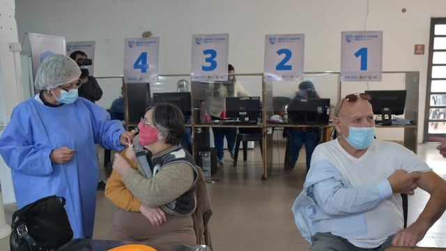 Inició la campaña de vacunación antigripal en Cosquín. (Foto: Facebook / Municipalidad de Cosquín Oficial).