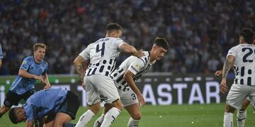 Talleres y Belgrano disputaron un clásico intenso en el Kempes (Javier Ferreyra / La Voz).
