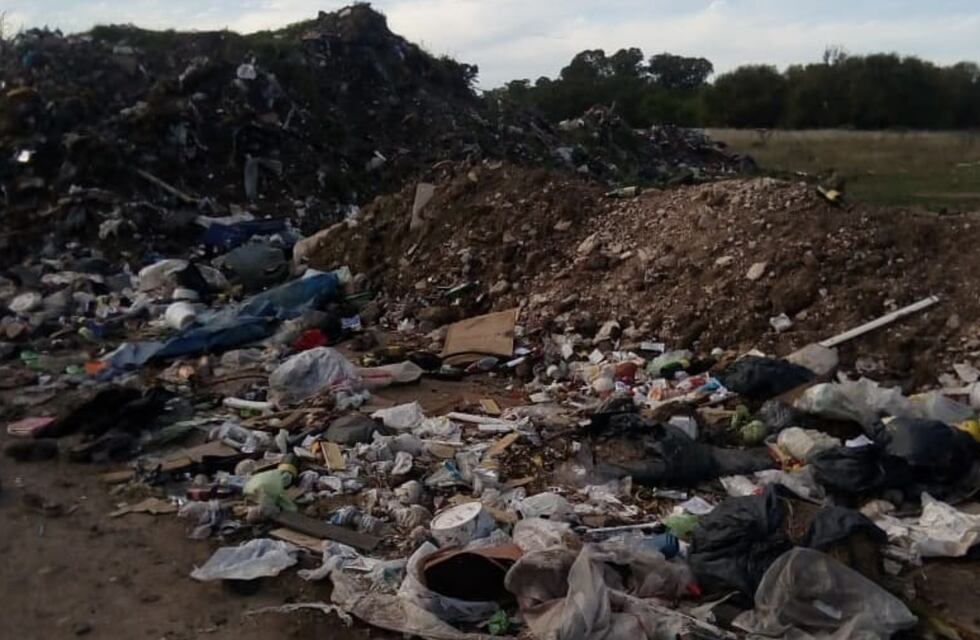 Denuncian dos basurales a cielo abierto en Azul