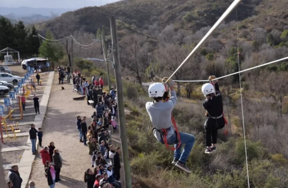 Buscan controlar y regular el funcionamiento de tirolesas