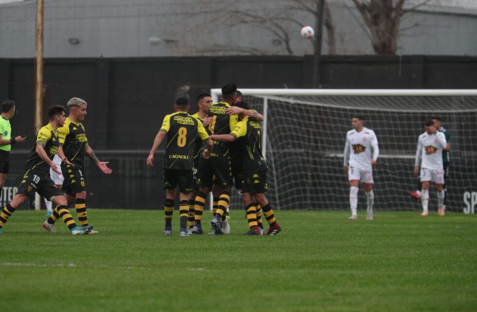Santamarina de Tandil rescató un empate en su visita a Barracas Central