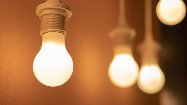 El viejo truco del papel aluminio permite ahorrar luz y fue redescubierto por quienes enfrentan subas en la tarifa eléctrica.