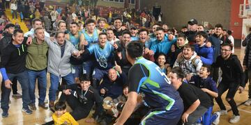 San Carlos se consagró campeón del Campeonato Mendocina de Basquetbol y ascendió a a Superliga.