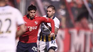 El "Pichi" volvió a jugar como titular, pero duró poco más de media hora en la cancha.